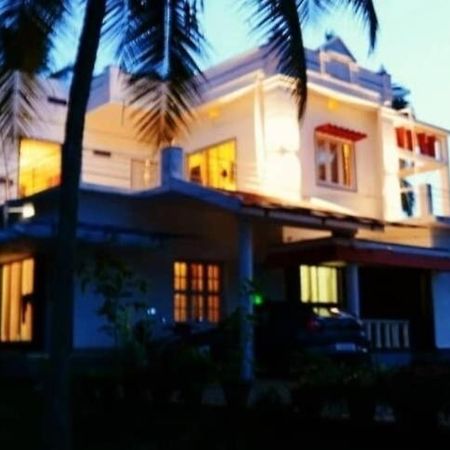 The Big Pineapple Estate Villa Udupi Ngoại thất bức ảnh